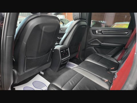 Porsche Cayenne V6 22