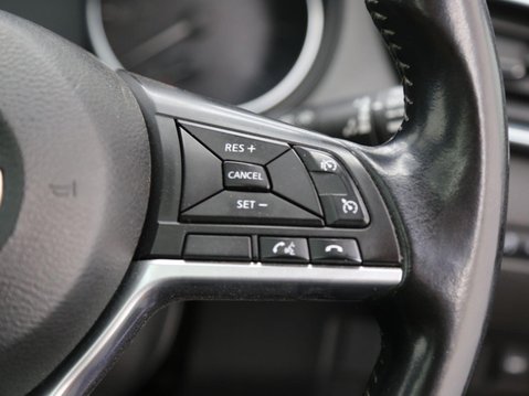 Nissan Qashqai 1.5 dCi Tekna Euro 6 (s/s) 5dr 12