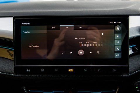 MG MG5 TROPHY 25