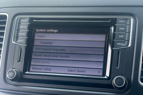 Volkswagen Sharan 2.0 TDI SE Nav MPV 5dr Diesel DSG Euro 6 (s/s) (150 ps) 56