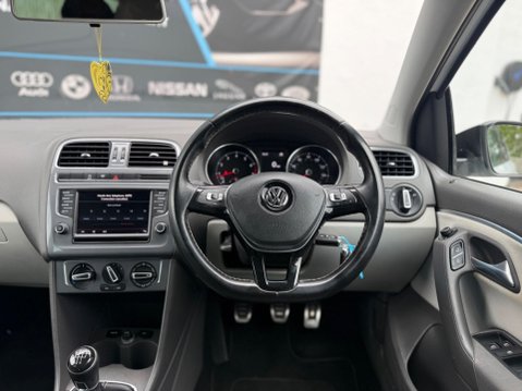 Volkswagen Polo 1.2 TSI BlueMotion Tech SE Design Euro 6 (s/s) 5dr 64