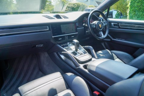 Porsche Cayenne COUPE TURBO 8