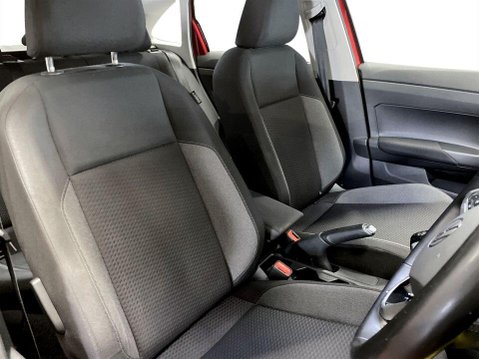 Volkswagen Taigo 1.0 TSI Life SUV 5dr Petrol Manual Euro 6 (s/s) (95 ps) Sat Nav 11
