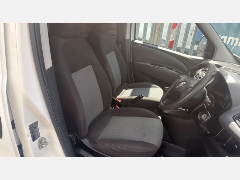 Fiat Doblo 1.6 JTD MultiJet 16v Maxi L2 H1 4dr 7