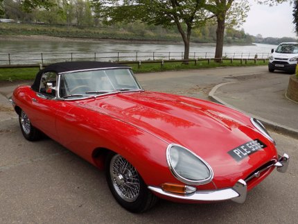 Jaguar E-Type S1½ 4.2 Roadster