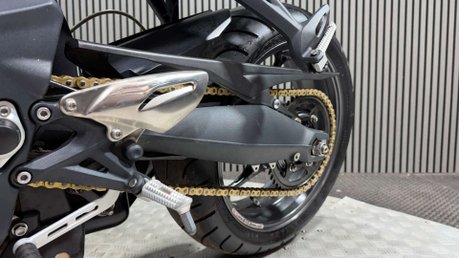 Triumph Street Triple 2013 ONLY 13K STUNNING EXAMPLE NEW MOT WARRANTY 31