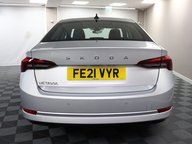 Skoda Octavia SE TECHNOLOGY TSI 8