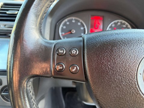 Volkswagen Golf 1.6 Golf Match FSI 115 Auto 5dr 76