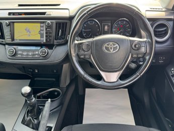 Toyota Rav4 2.0 D-4D Business Edition Plus Euro 6 (s/s) 5dr (Safety Sense, Nav)