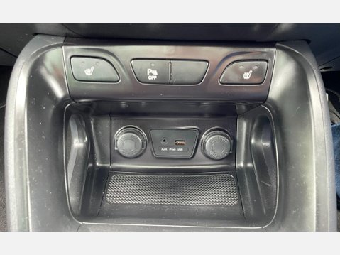 Hyundai ix35 1.7 CRDi Premium SUV 5dr Diesel Manual Euro 5 (s/s) (115 ps) 39