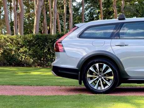 Volvo V90 B4 CROSS COUNTRY PLUS AWD 38