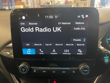 Ford Fiesta 1.0T EcoBoost Titanium Euro 6 (s/s) 5dr 26