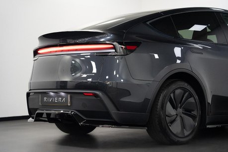 Tesla Model Y 84.7kWh (Dual Motor) Long Range SUV 5dr Electric Auto 4WDE (513 ps) 33