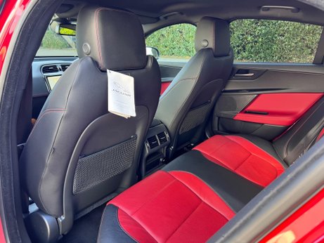 Jaguar XE 2.0d R-Sport Auto Euro 6 (s/s) 4dr 25