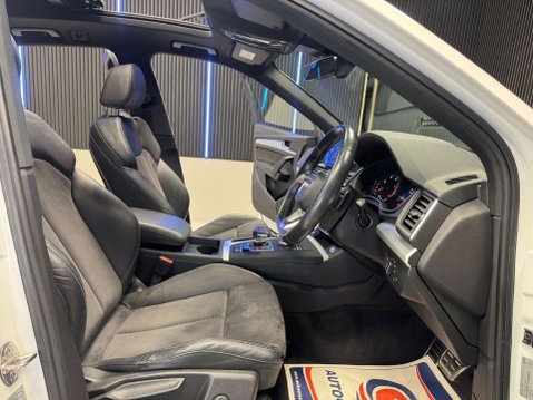 Audi Q5 2.0 Q5 S Line TDI Quattro Semi-Auto 4WD 5dr 44