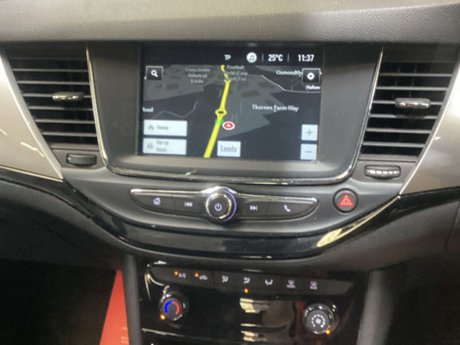 Vauxhall Astra 1.2 Astra SRi Nav T 5dr 8