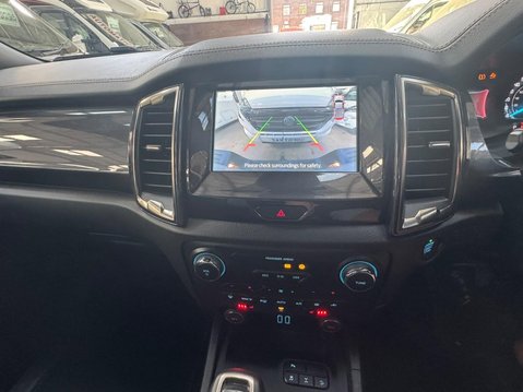 Ford Ranger 2.0 EcoBlue Wildtrak Auto 4WD Euro 6 (s/s) 4dr 17