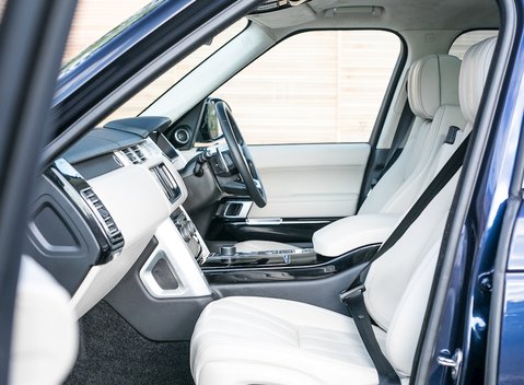 Land Rover Range Rover 4.4 SDV8 Autobiography 18