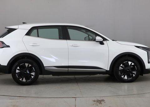 Kia Sportage 1.6 T-GDi HEV PURE 3
