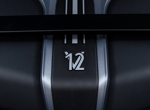 Rolls-Royce Cullinan Series II BLACK BADGE 48