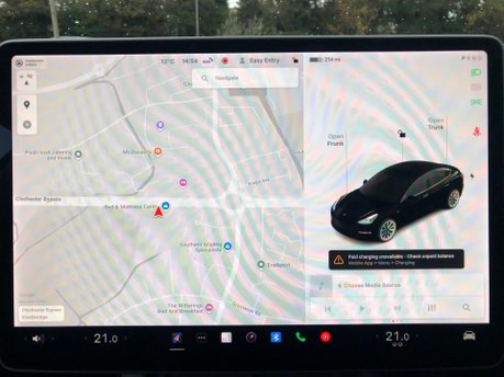Tesla Model 3 LONG RANGE AWD 45,000m black vegan leather, 19 inch alloys 19