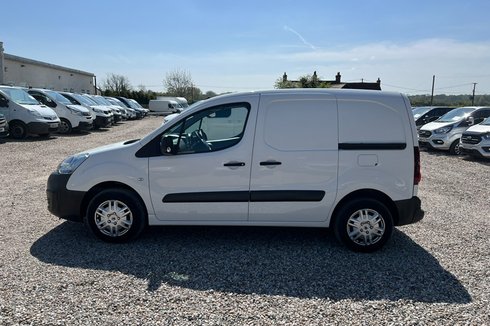 Peugeot Partner SWB L1H1 Low Roof Professional Air Con Sensors EURO 6 NO VAT