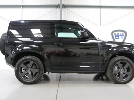 Land Rover Defender D300 Hard Top x-Dynamic HSE - Jump Seat - High Spec Just Serviced - VAT Q