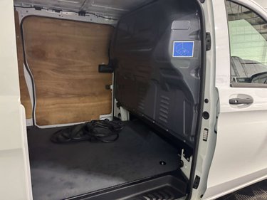 Mercedes-Benz Vito eVito 66 Progressive 2