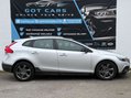 Volvo V40 2.0 D2 Lux Euro 6 (s/s) 5dr 4