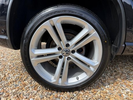 Volkswagen Tiguan 2.0 TDI BlueMotion Tech R-Line DSG 4WD Euro 6 (s/s) 5dr 14