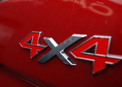 KGM Musso SARACEN 23