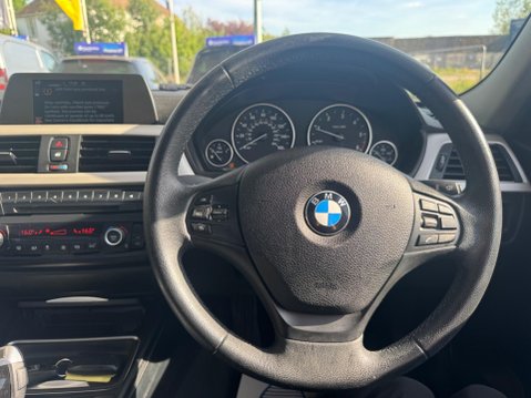 BMW 3 Series 2.0 320d ED EfficientDynamics Auto Euro 5 (s/s) 4dr 19