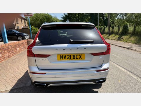 Volvo XC60 2.0 XC60 R-Design Pro T8 Recharge AWD Auto 4WD 5dr 12