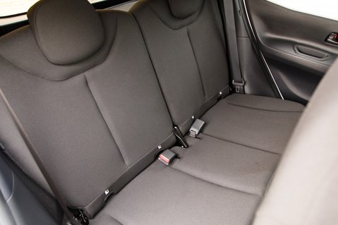 Toyota Aygo X VVT-I EDGE 24