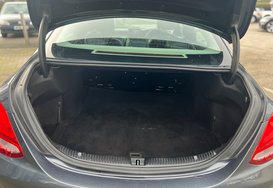 Mercedes-Benz C Class C200 SE PETROL 4 Door 35