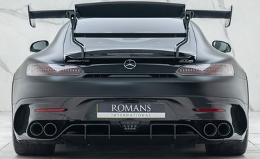 Mercedes-Benz Amg GT BLACK SERIES 8