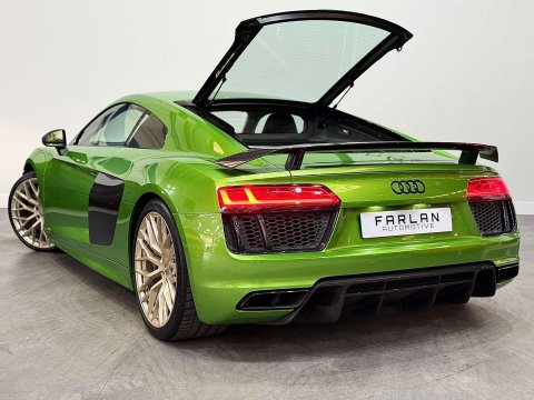 Audi R8 5.2 FSI V10 Plus S Tronic quattro Euro 6 (s/s) 2dr 23