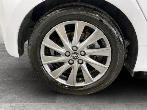 Toyota Yaris 1.5 VVT-h Icon Hatchback 5dr Petrol Hybrid E-CVT Euro 6 (s/s) (116 ps) Air 10