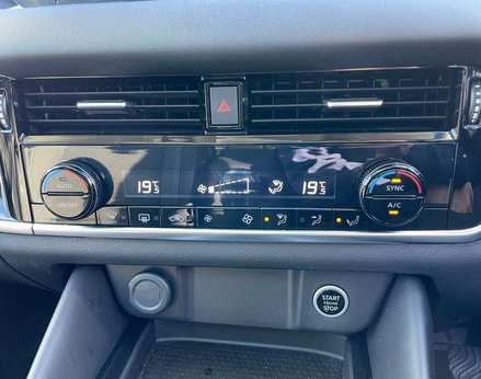 Nissan Qashqai 1.3 Qashqai N-Connecta DiG-T MHEV 5dr 48