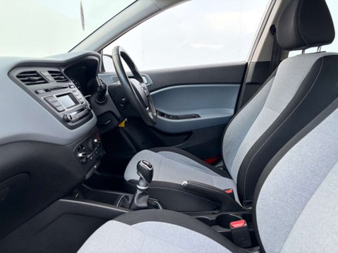Hyundai i20 1.4 i20 SE MPI 5dr 56