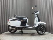 Royal Alloy GT 125 i Scooter Petrol CVT Euro 4 (10 ps) 1