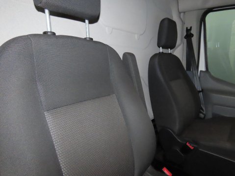 Ford Transit 2.0 350 EcoBlue FWD L2 H3 Euro 6 5dr 7