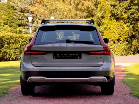 Volvo V90 B4 CROSS COUNTRY PLUS AWD 36