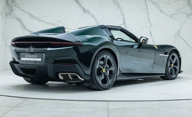 Ferrari 12Cilindri SPIDER 5