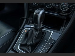 Volkswagen Golf 2.0 Golf R TSi Semi-Auto 4WD 5dr 18