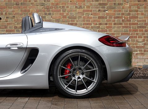 Porsche Boxster Spyder 9