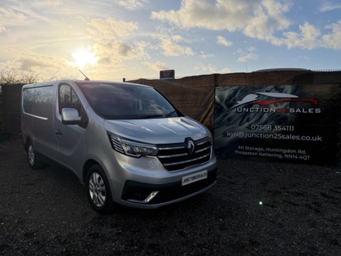 Renault Trafic 2.0 dCi Blue SL28 Sport L1 H1 Euro 6 (s/s) 5dr 1