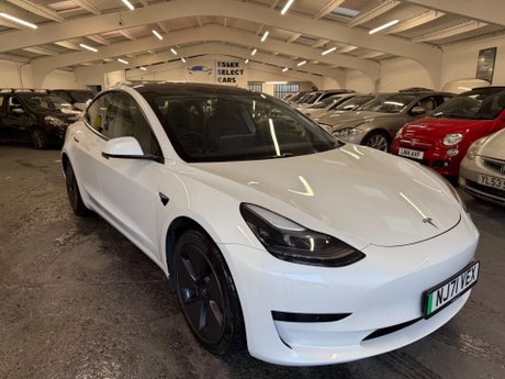 Tesla Model 3 Standard Range Plus Auto RWD 4dr 1