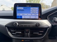 Ford Focus ZETEC TDCI 15