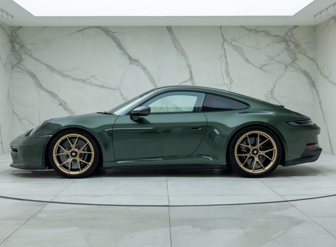 Porsche 911 GT3 TOURING (992) 5